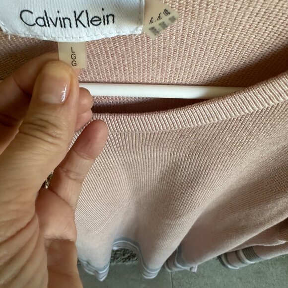 Calvin Klein Very Soft light Pink Cozy Sweater Large. - Picture 2 of 5